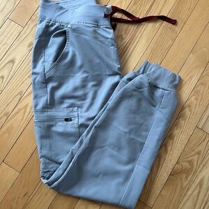 Women’s Figs Zamora Scrub Bottoms - Size Small